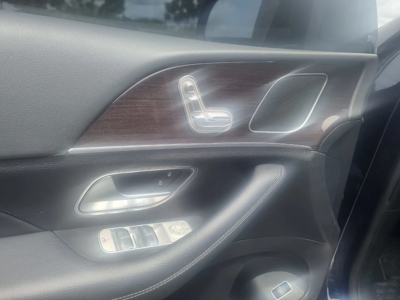 Preview imagenes del auto